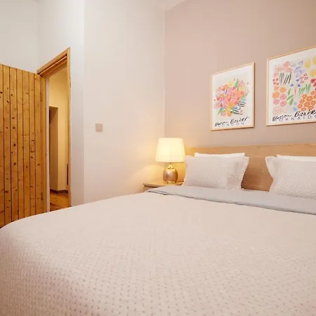 Taksim Square - Unique Loft For 12 Guests Apartament Stambuł