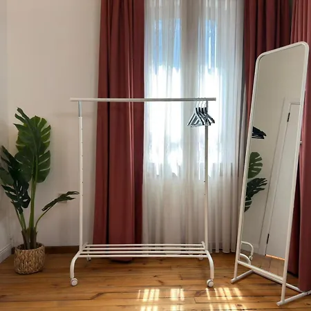 Taksim Square - Unique Loft For 12 Guests イスタンブール