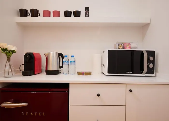 Taksim Square - Unique Loft For 12 Guests