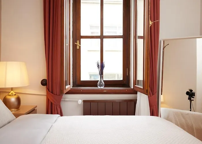 Appartamento Taksim Square - Unique Loft For 12 Guests